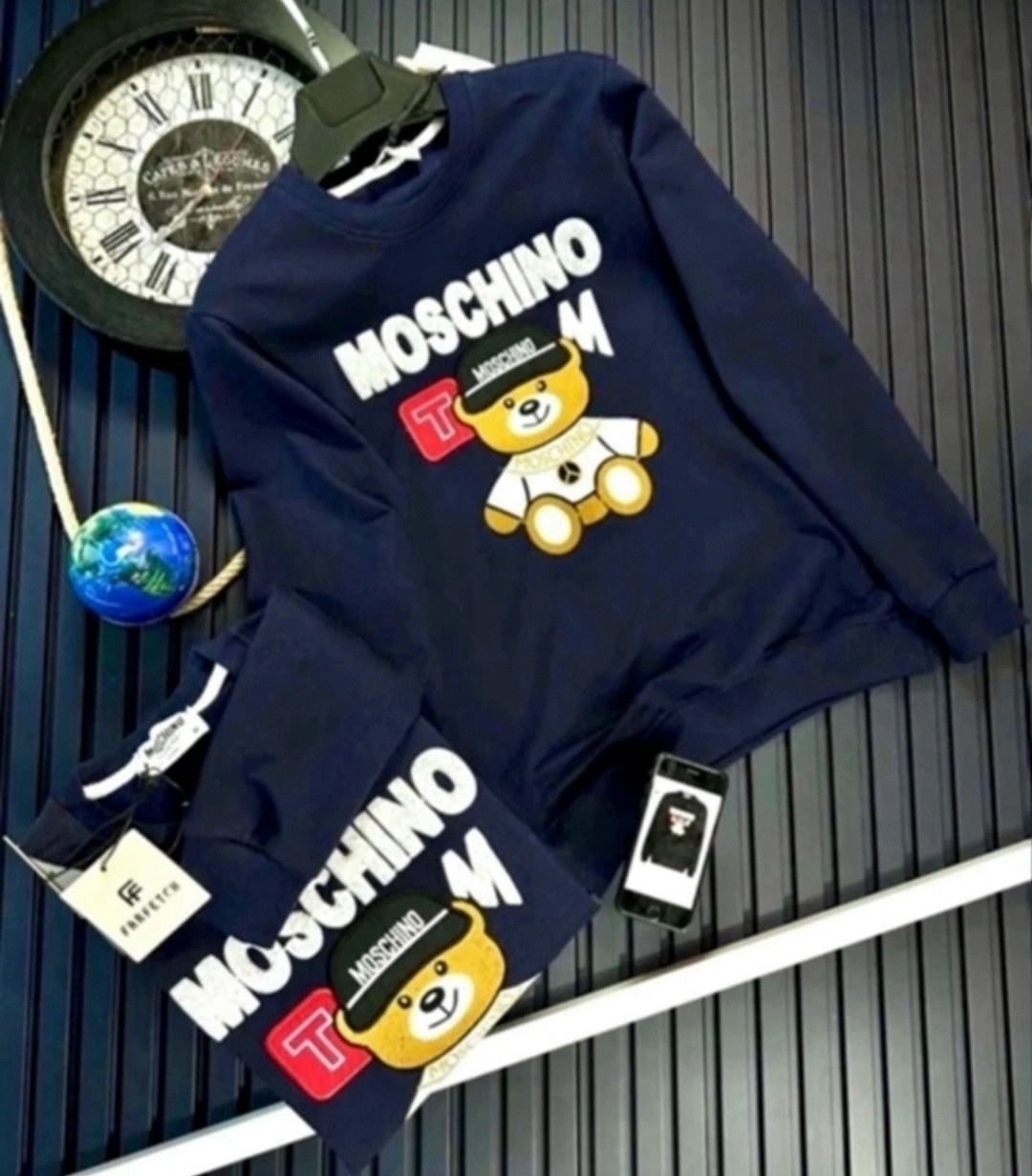 толстовка moschino,свитшот moschino,moschino moschino,franco moschino,худи moschino
