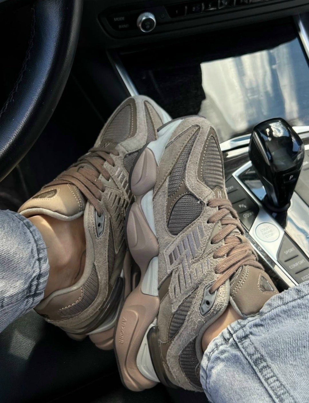 кроссовки new balance 9060,кроссовки new balance,женские кроссовки,кроссовки бежевые,кроссовки женские new balance