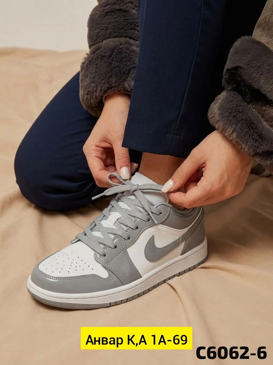 кроссовки,кроссовки женские nike,серые кроссовки,nike кроссовки,женский кроссовки кеды
