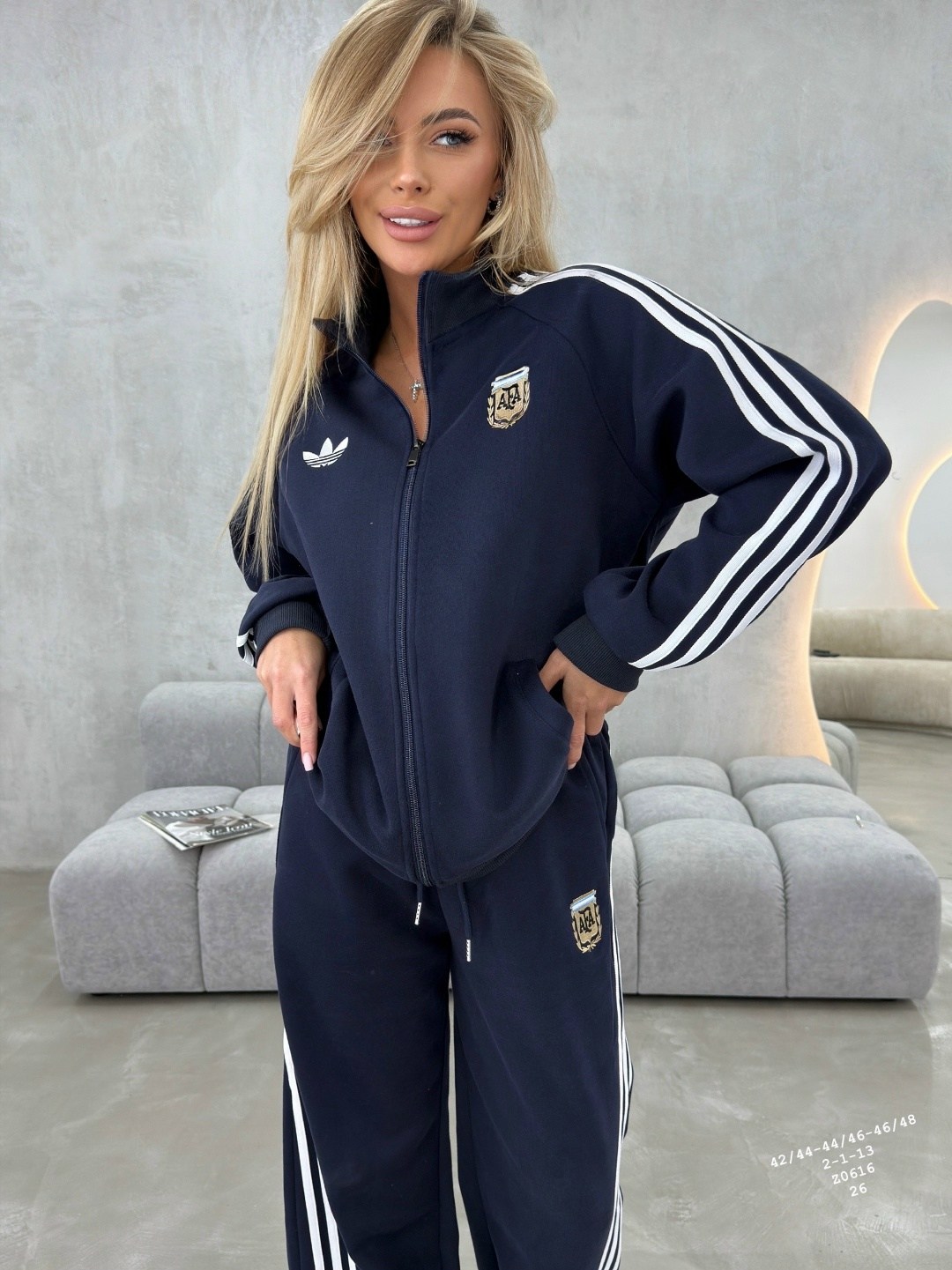 спортивный костюм,женский спортивный костюм adidas,женский спортивный костюм,костюм женский,адидас костюм женский