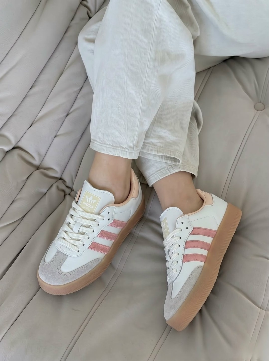 женские кроссовки adidas,,кроссовки adidas samba,кроссовки adidas original,кроссовки adidas