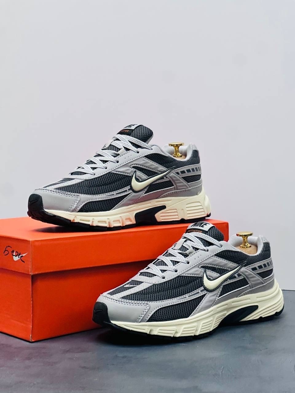 кроссовки nike initiator,мужские беговые кроссовки nike initiator с амортизирующей подошвой и дышащим верхом,мужские кроссовки nike,кроссовки для бега nike initiator,мужские беговые кроссовки initiato