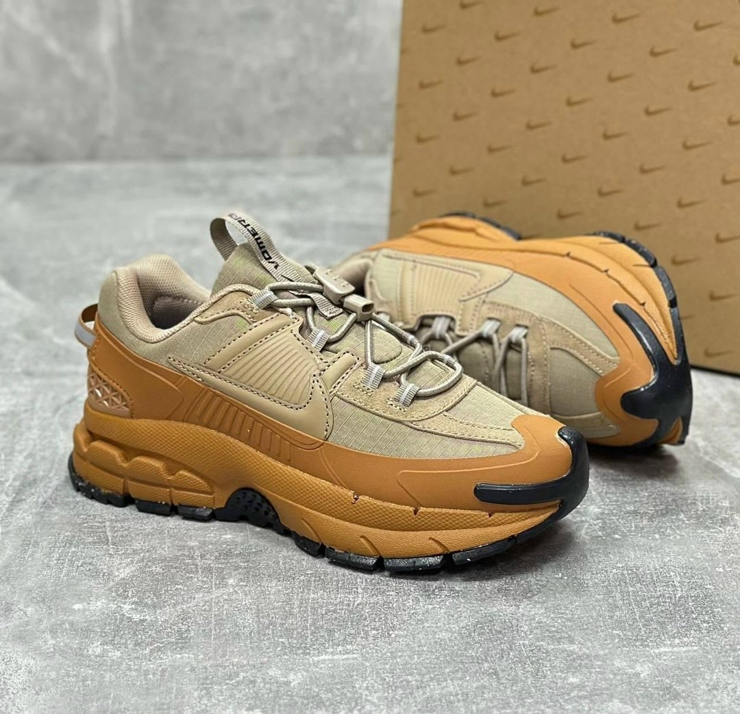 кроссовки nike zoom vomero roam 5,кроссовки nike zoom vomero 5,кроссовки nike zoom vomero roam 5 rupa цвет бежевый, оранжевый,nike air zoom vomero 5 roam,кроссовки nike air zoom vomero 5 roam 'flax'
