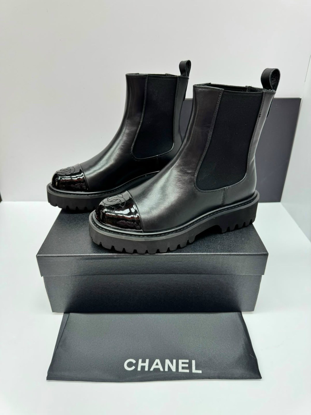 chanel (шанель) новые женские осенне-зимние сапоги,chanel ботинки,ботинки шанель женские,сапоги chanel,сапоги шанель