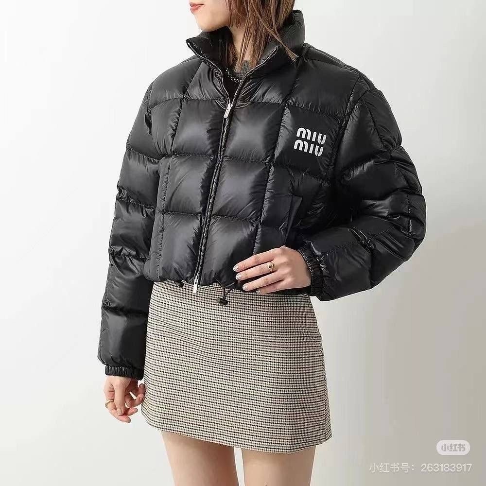 miu miu женская чёрная куртка,короткий пуховик,куртка miu miu,куртка модная,зимние куртки