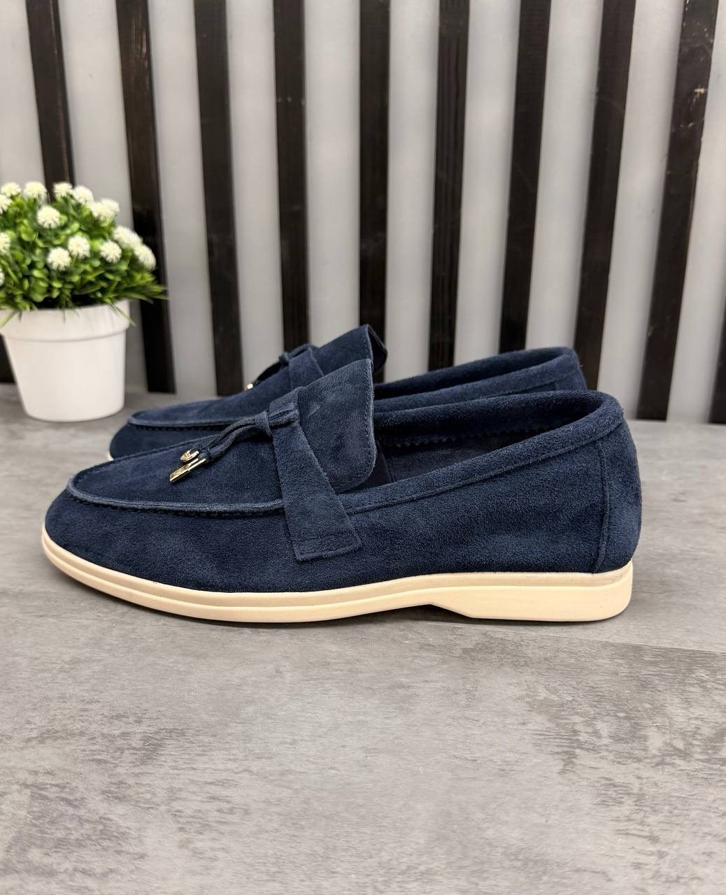 ,лоферы loro piana,loro piana лоферы женские,женские мокасины,мокасины замшевые