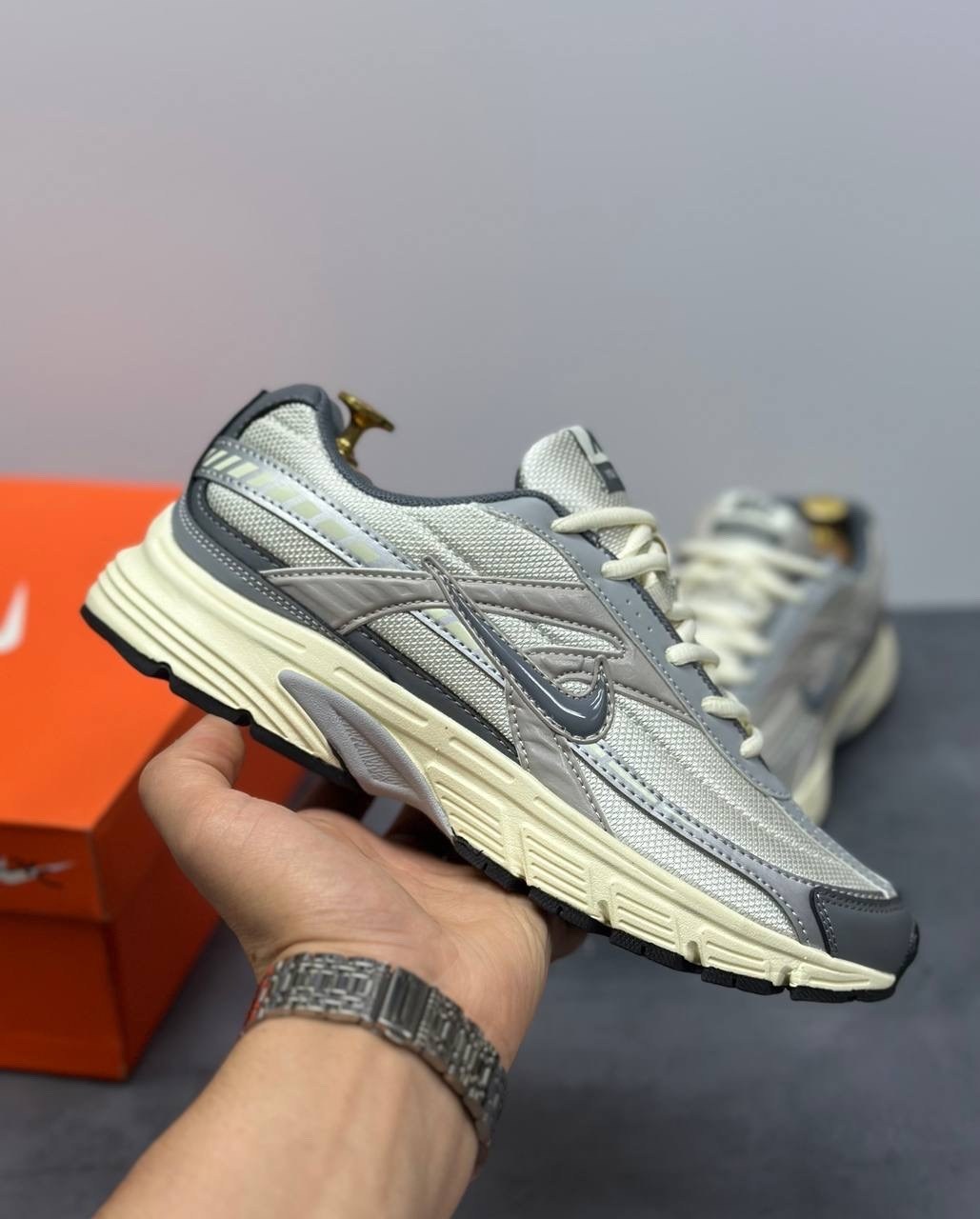 кроссовки nike initiator,женские беговые кроссовки nike initiator,кроссовки для бега nike initiator,nike initiator,кроссовки мужские nike