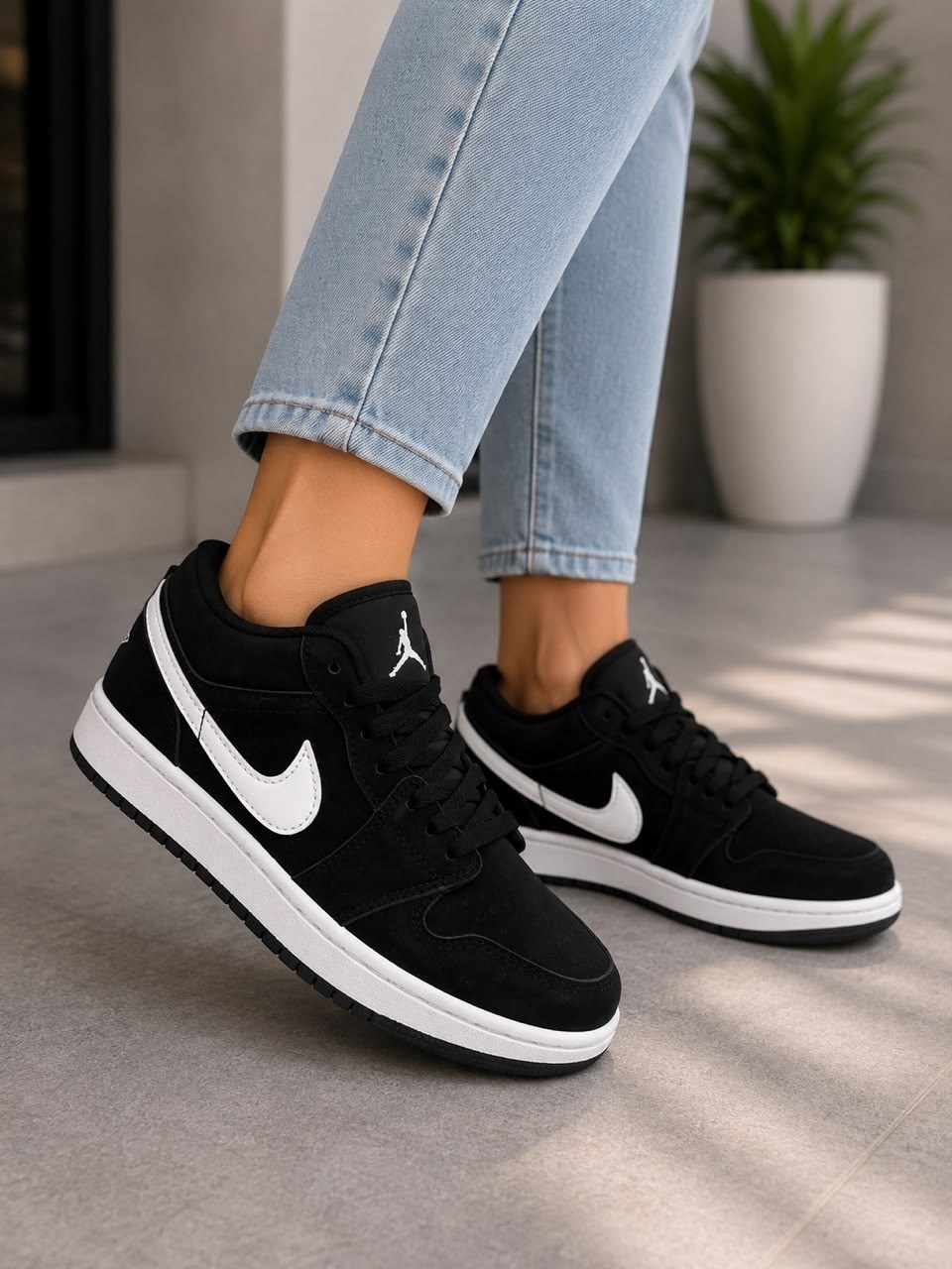 ,кроссовки эко,кроссовки женскиe,nike air jordan 1 low,черные кроссовки