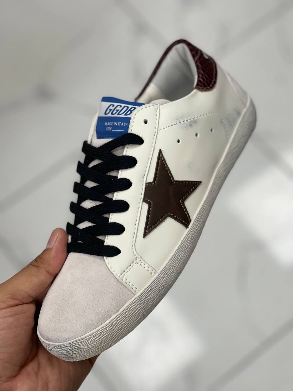 ,кожаные кеды golden goose superstar premium,спортивные туфли golden goose,golden goose кроссовки,кеды golden goose