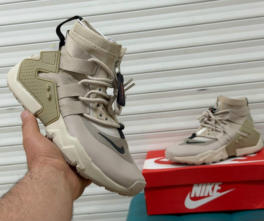 кроссовки nike air huarache gripp,кроссовки nike air huarache,кроссовки nike air huarache gripp triple,мужские кроссовки nike air huarache,nike air huarache gripp