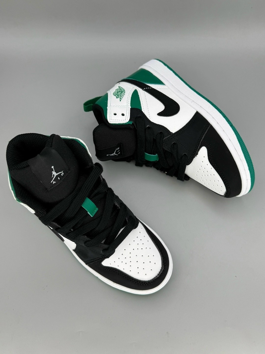 кроссовки jordan,nike air jordan 1 green,nike air jordan 1 lucky green,кроссовки мальчику,кроссовки джордан