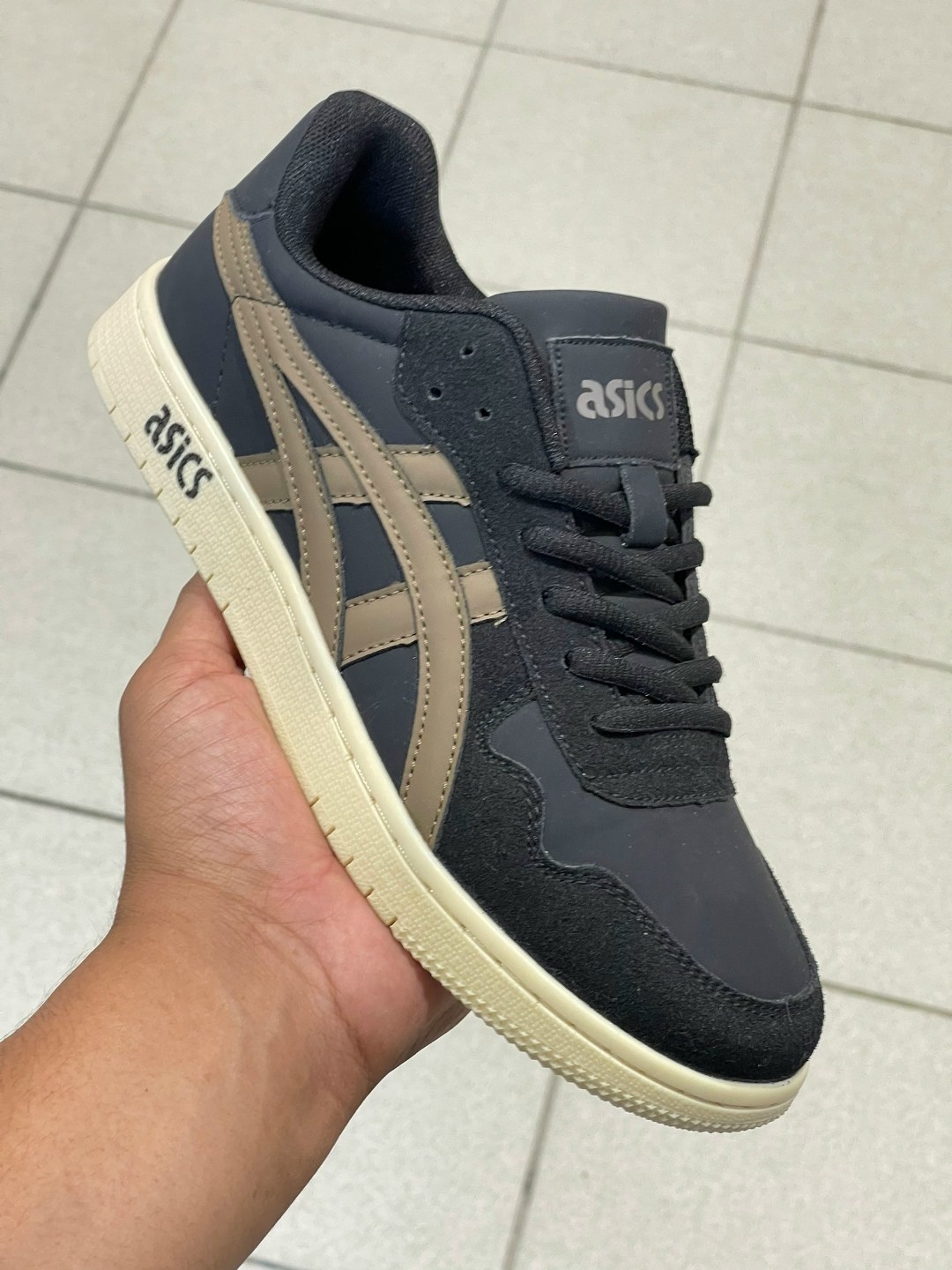 кроссовки мужской asics,кроссовки asics,,кроссовки асикс,спортивные кроссовки asics