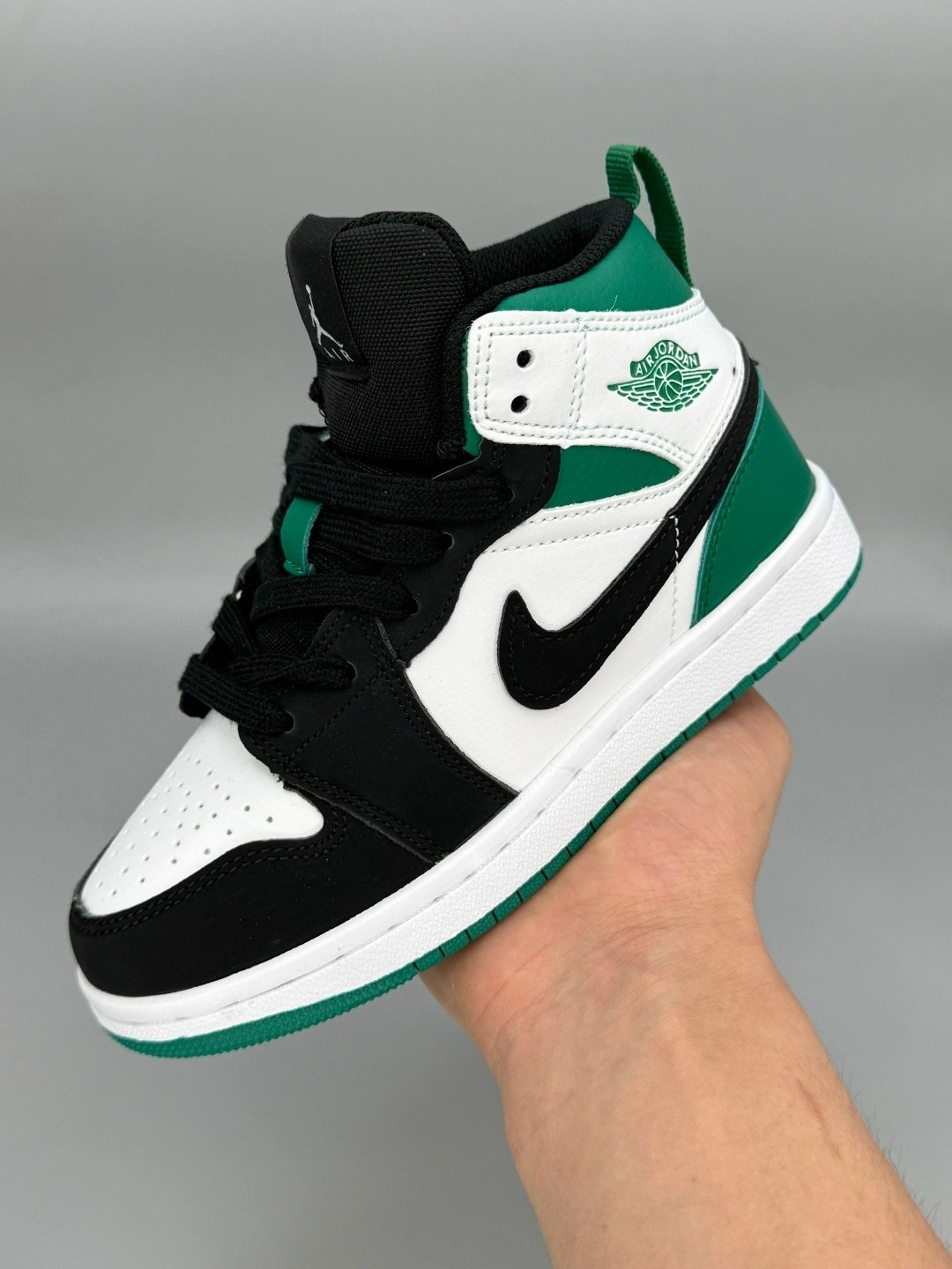 кроссовки jordan,nike air jordan 1 green,nike air jordan 1 lucky green,кроссовки мальчику,кроссовки джордан