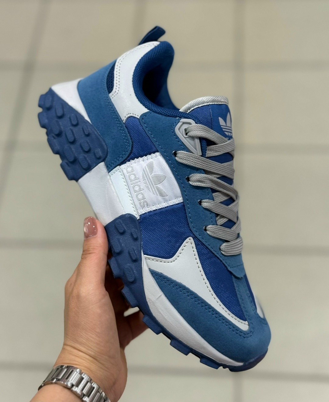 кроссовки,женские кроссовки,,кроссовки adidas,мужской кроссовки