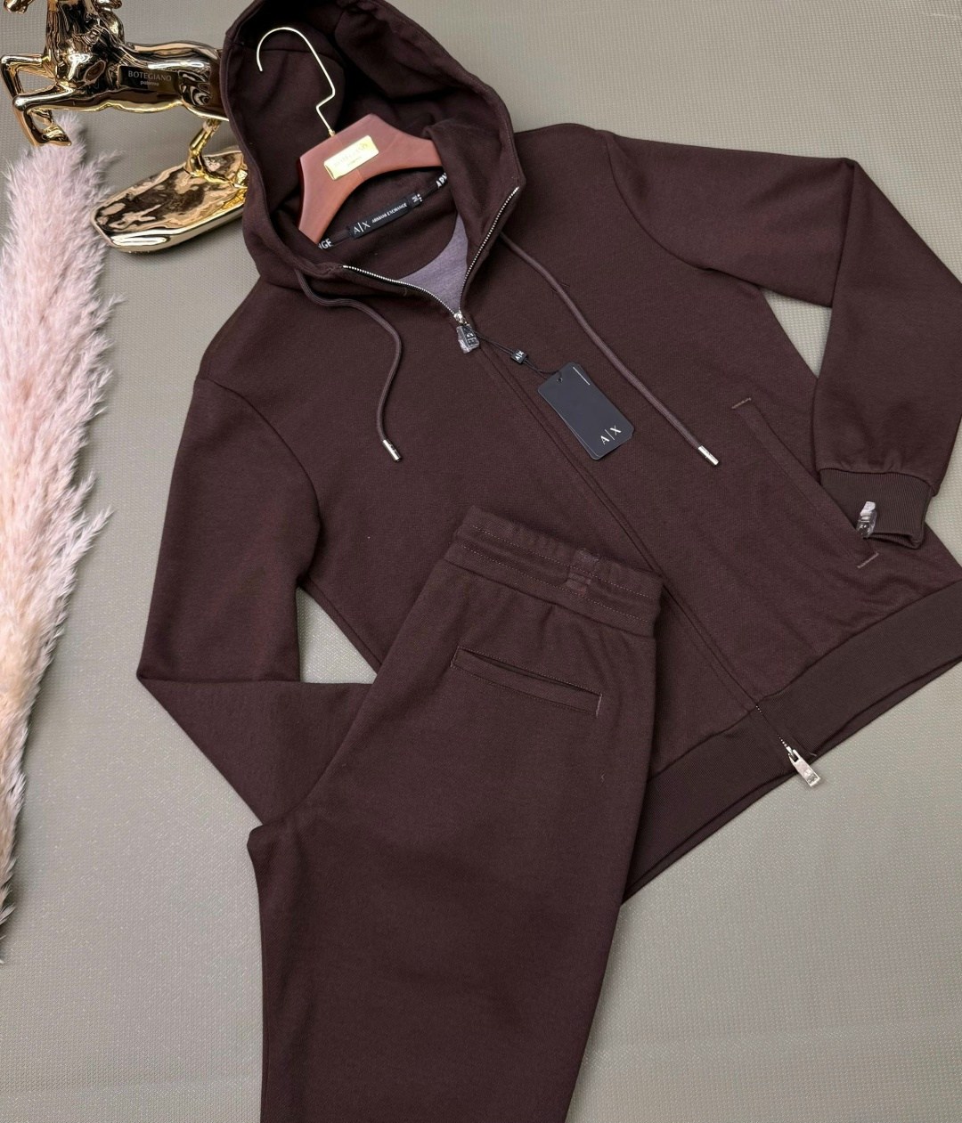 brunello cucinelli спортивный костюм,спортивный костюм loro piana,костюм спортивный stefano ricci,спортивные костюм,костюм спортивный мужской