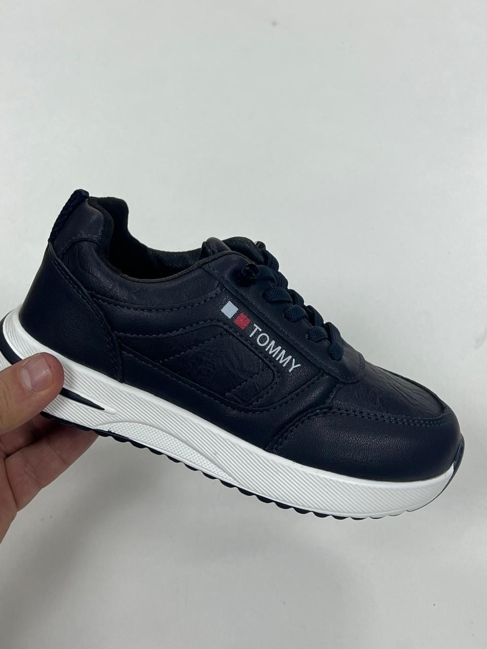 ,кроссовки женскиe,кроссовки hogan,кроссовки черные,кроссовки фенди мужские