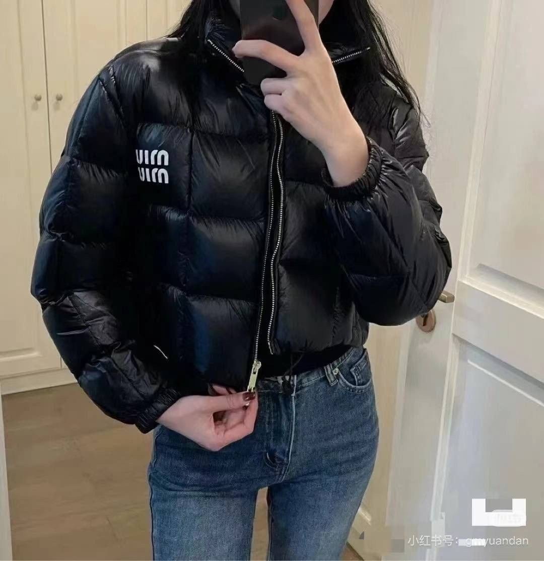 miu miu женская чёрная куртка,короткий пуховик,куртка miu miu,куртка модная,зимние куртки