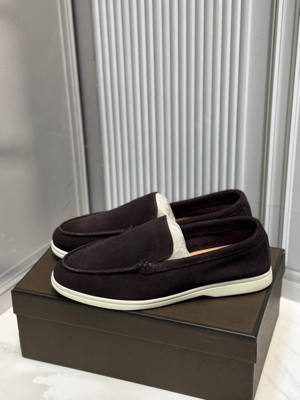 ,лоферы loro piana мужские,лоферы loro piana,лоферы из натуральной замши,замшевые лоферы
