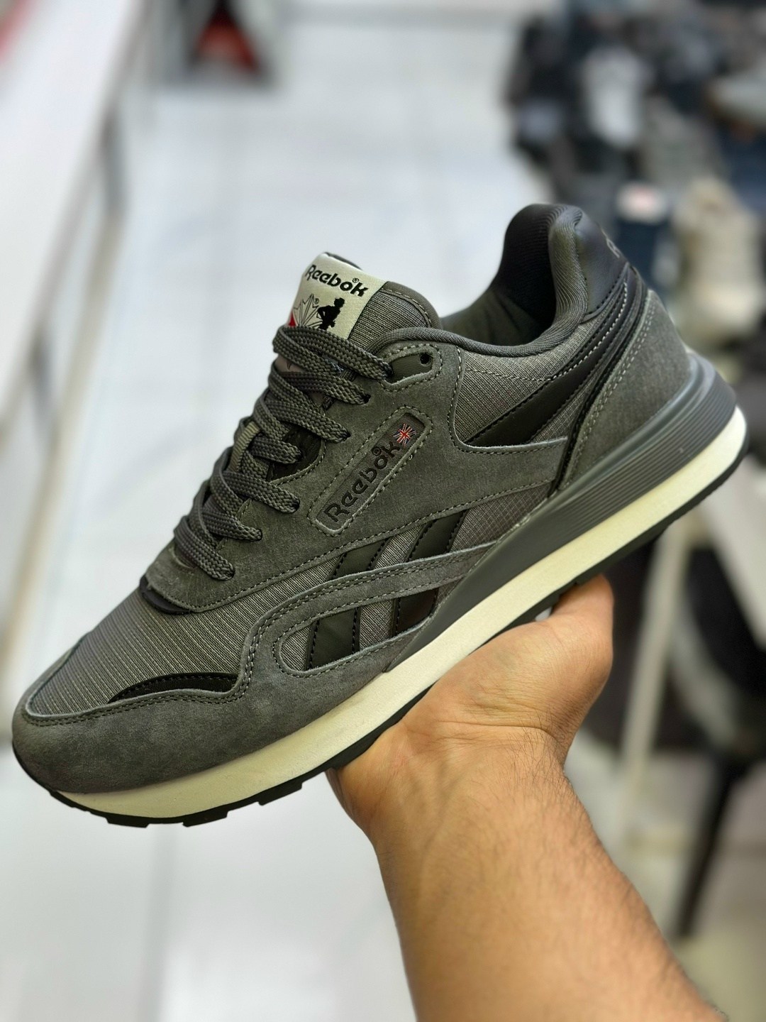 кроссовки мужские reebok,кроссовки reebok,кроссовки reebok classic,кроссовки мужские reebok classic,кроссовки рибок замшевые