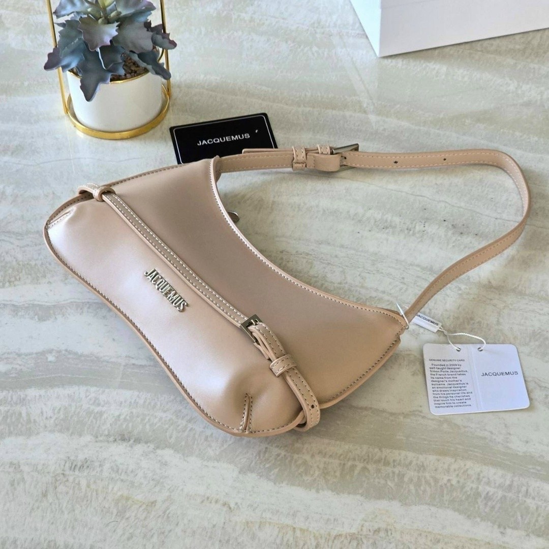 сумка,сумки женская,jacquemus сумка на плечо,сумка jacquemus,модная сумка