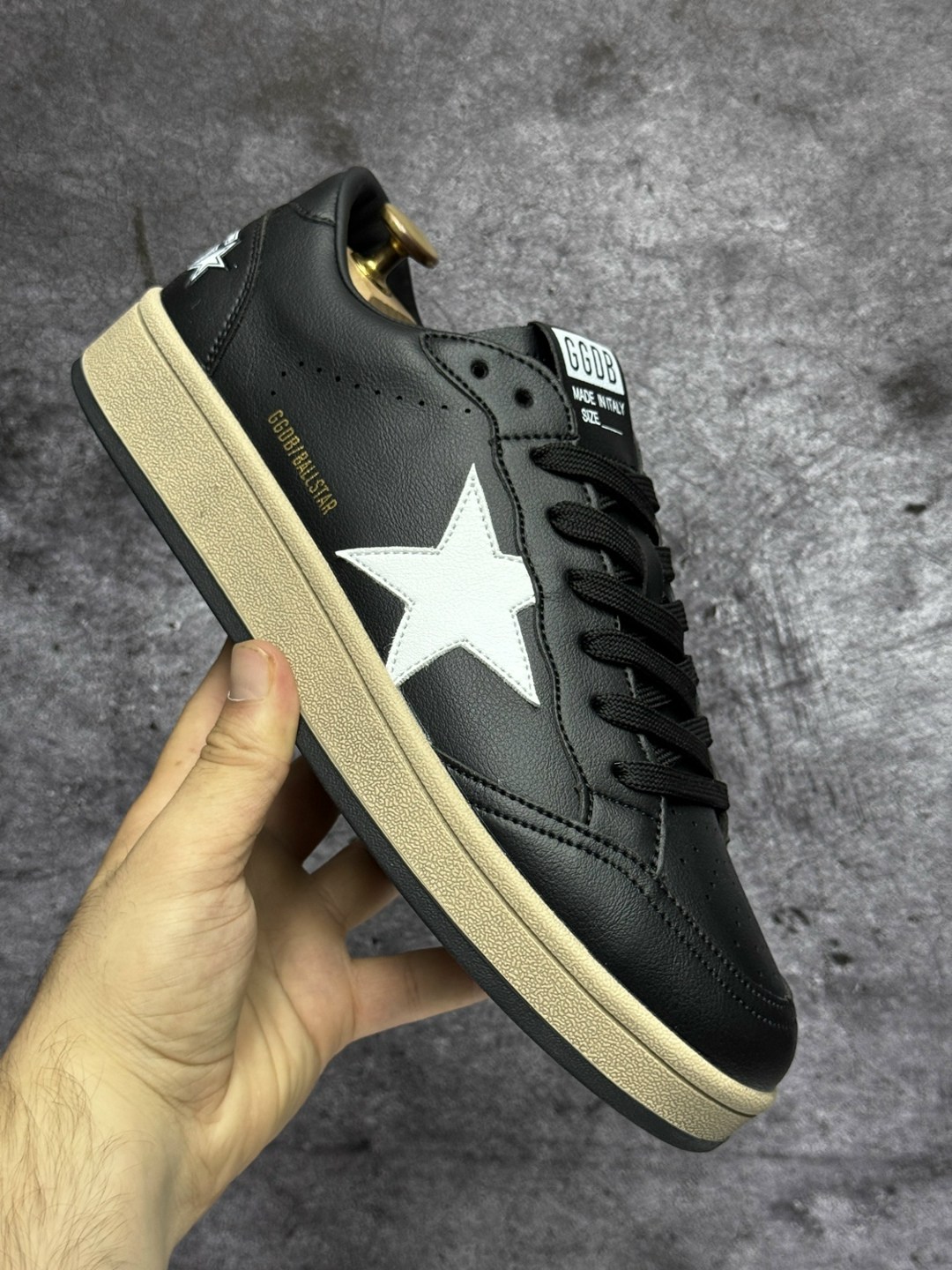 мужские кроссовки golden goose ball star leather/suede star,кроссовки golden goose,кроссовки ball star черного и белого цвета golden goose,,golden goose кеды hi star на платформе черный