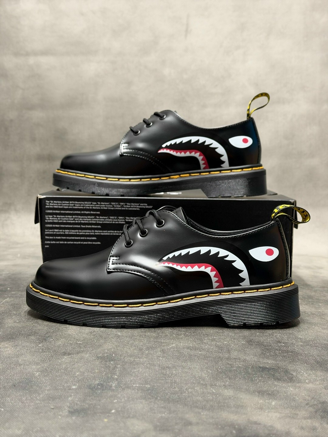 ,ботинки dr martens 1461 mastermind world x bape,мартинсы бейп,ботинки dr martens,bape dr martens