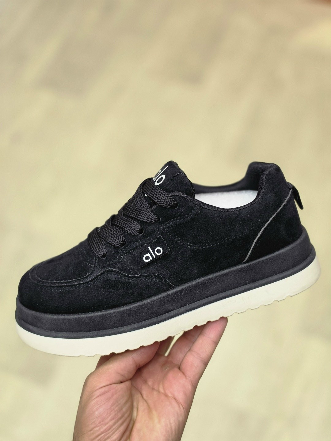 ,кроссовки ugg,кроссовки женскиe,кеды ugg женские,замшевые кроссовки