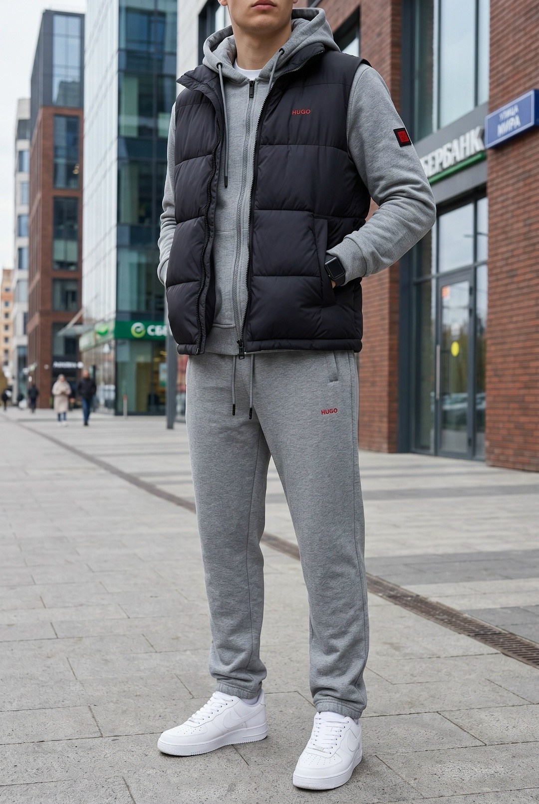 hugo boss мужская куртка,зимний спортивный мужской костюм hugo boss тройка,куртка для мужчин,куртка hugoboss мужская,мужская зимняя куртка