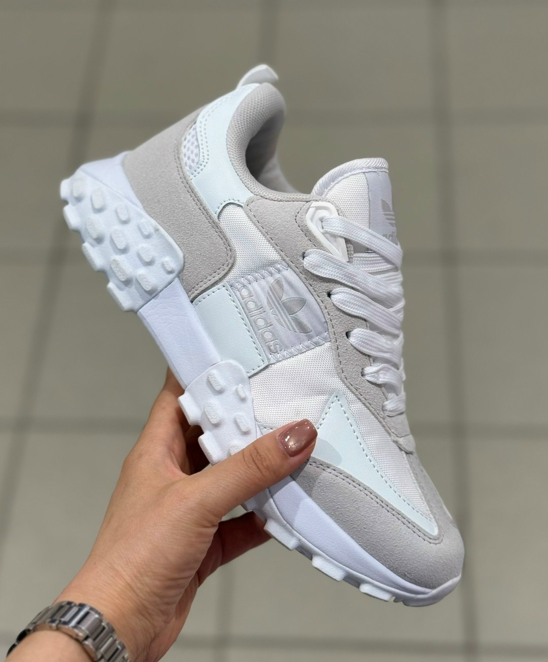 кроссовки,женские кроссовки,,кроссовки adidas,мужской кроссовки