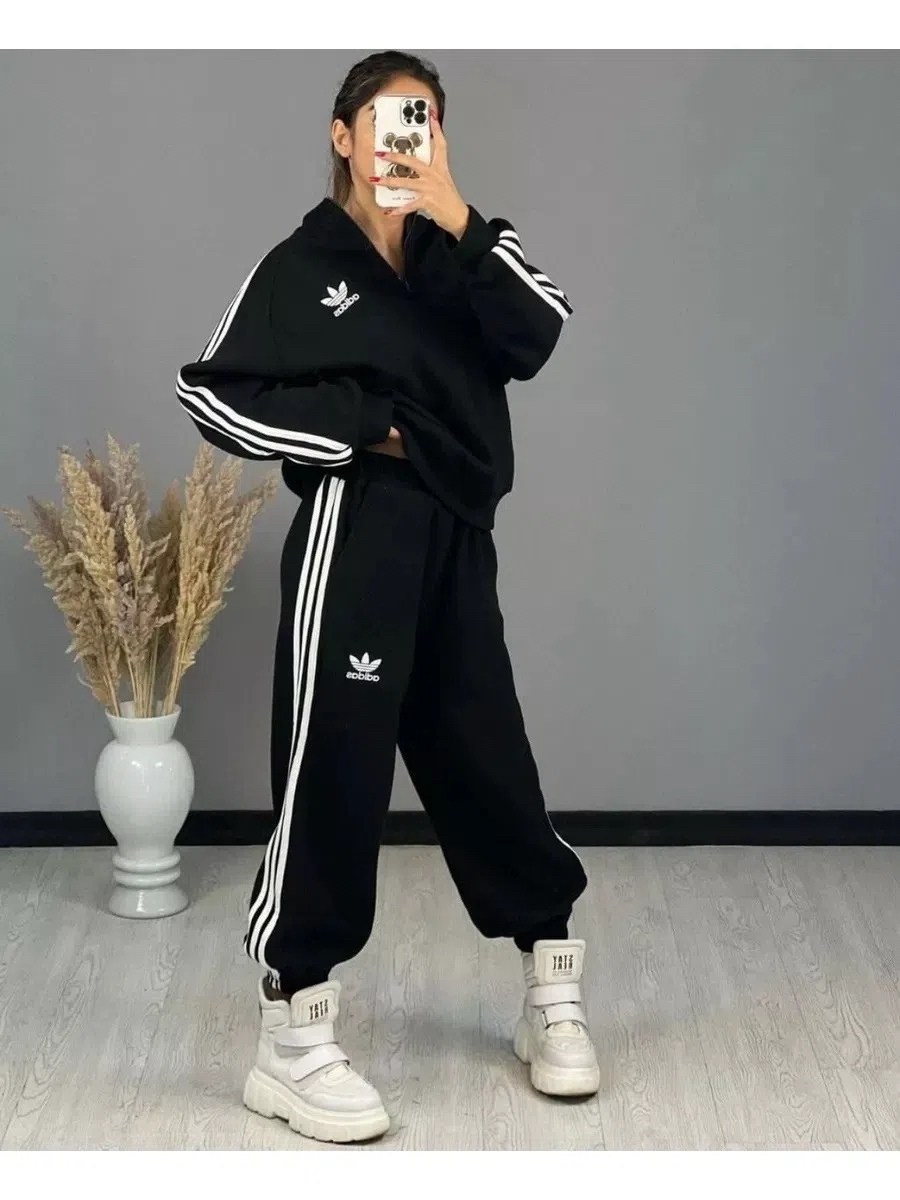 спортивный костюм женский adidas,спортивные костюмы адидас,костюм адидас,адидас костюм женский,спортивные костюмы женские
