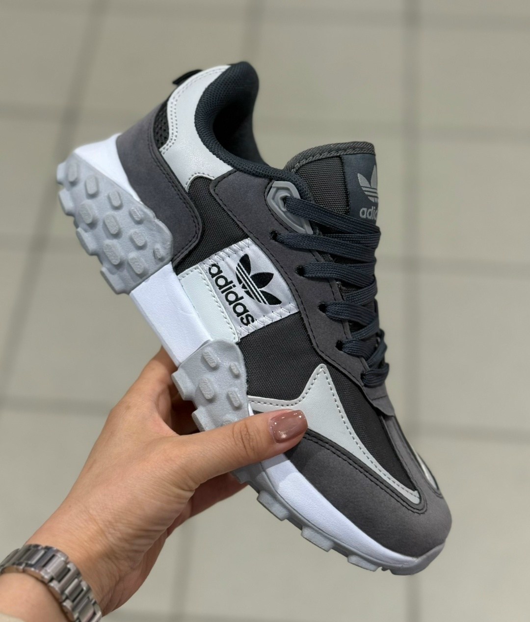 кроссовки,женские кроссовки,,кроссовки adidas,мужской кроссовки
