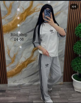 Костюм