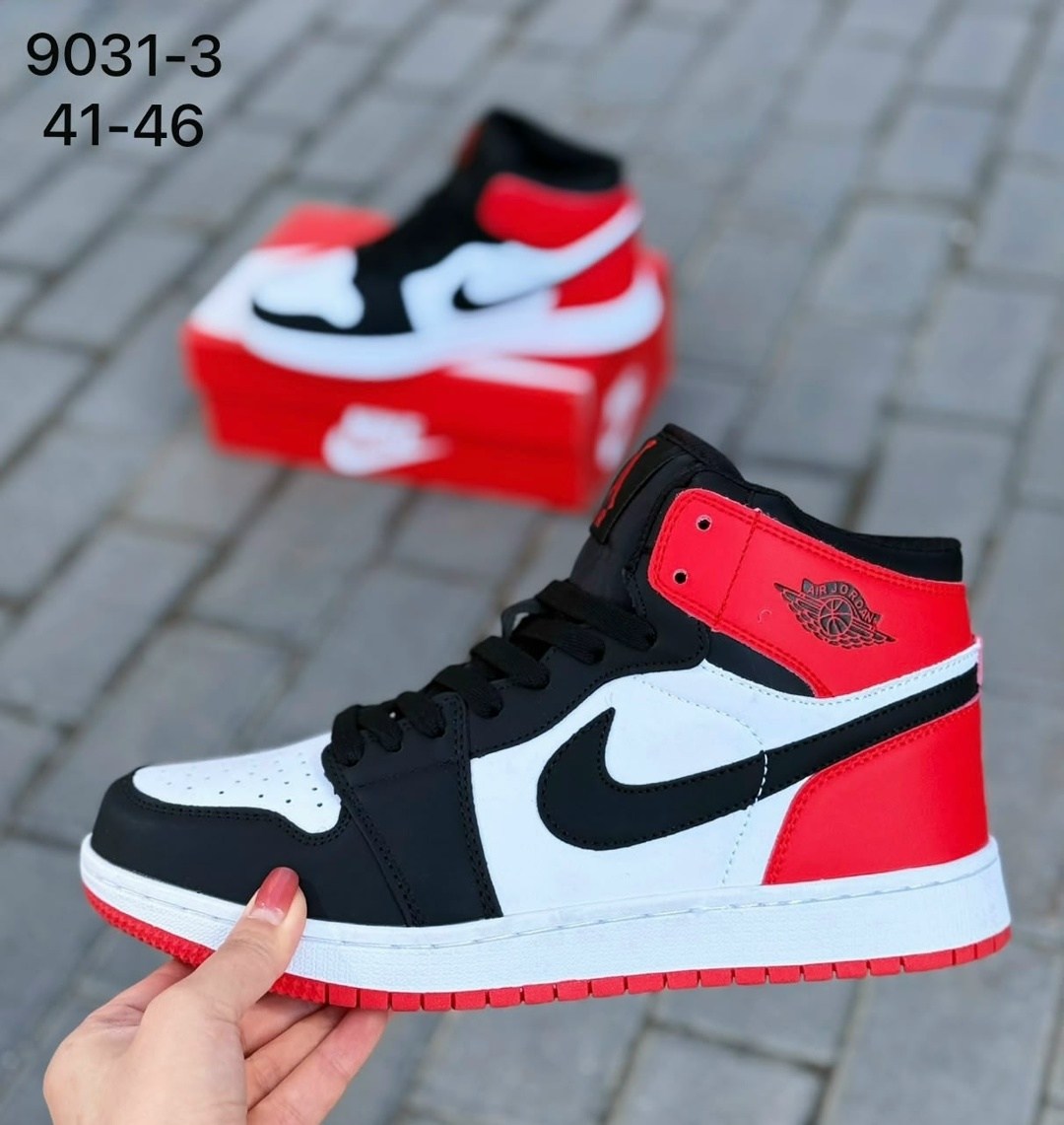 мужские кроссовки nike air jordan 1 retro high,кроссовки nike air jordan 1 retro high,кроссовки nike air jordan 1 retro high og,кроссовки мужские nike air jordan 1,кроссовки nike air jordan