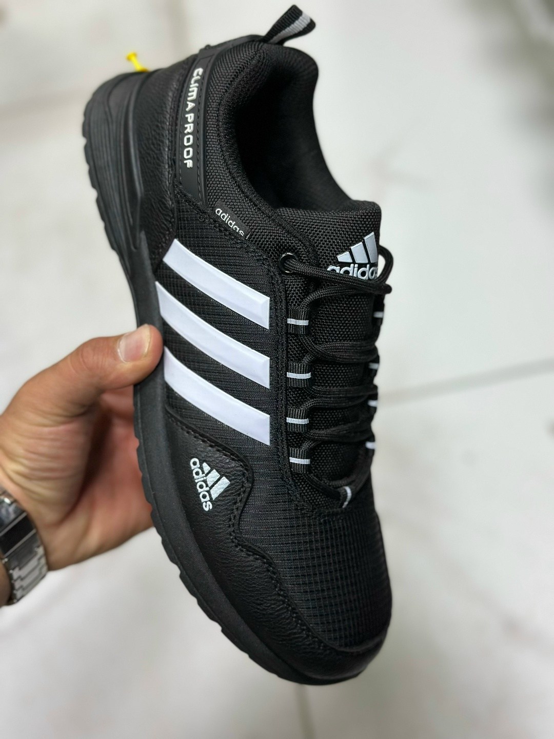 кроссовки черные адидас гортекс,термо кроссовки адидас,кроссовки adidas,кроссовки adidas мужские,кроссовки мужские