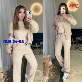 Костюм