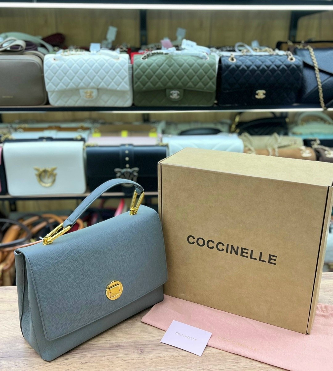 сумка coccinelle,женская сумка,сумка,coccinelle сумка на плечо liya,женская сумочка