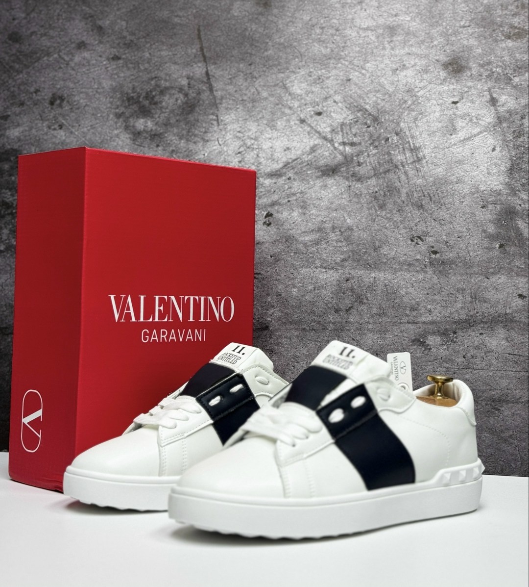 ,кроссовки valentino, спортивная,кроссовки valentino wmns rockstud white black, пара