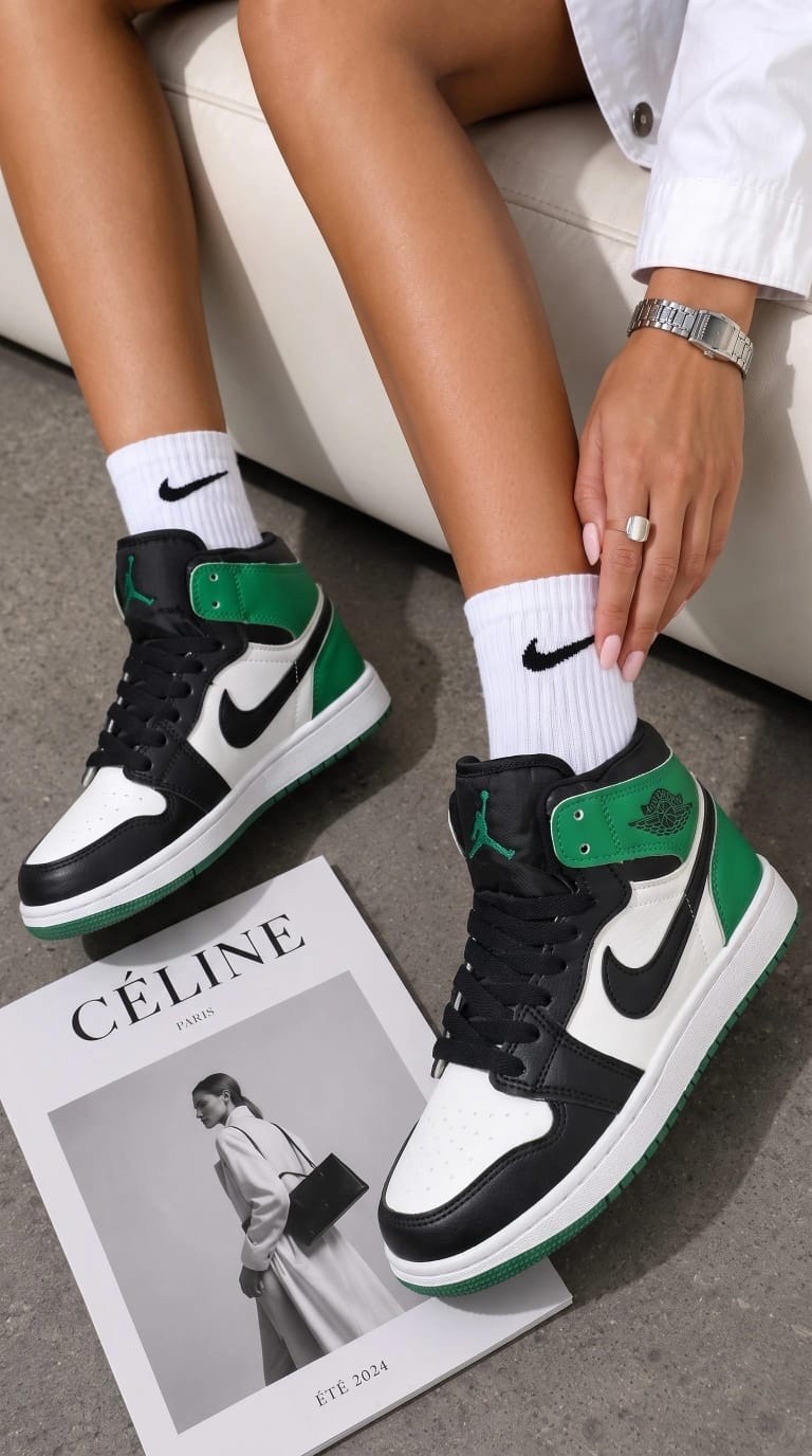 женские кроссовки nike air jordan 1 mid,кроссовки женские nike air jordan 1,кроссовки nike air jordan 1 retro high,женские кроссовки nike,air jordan 1 mid se purple