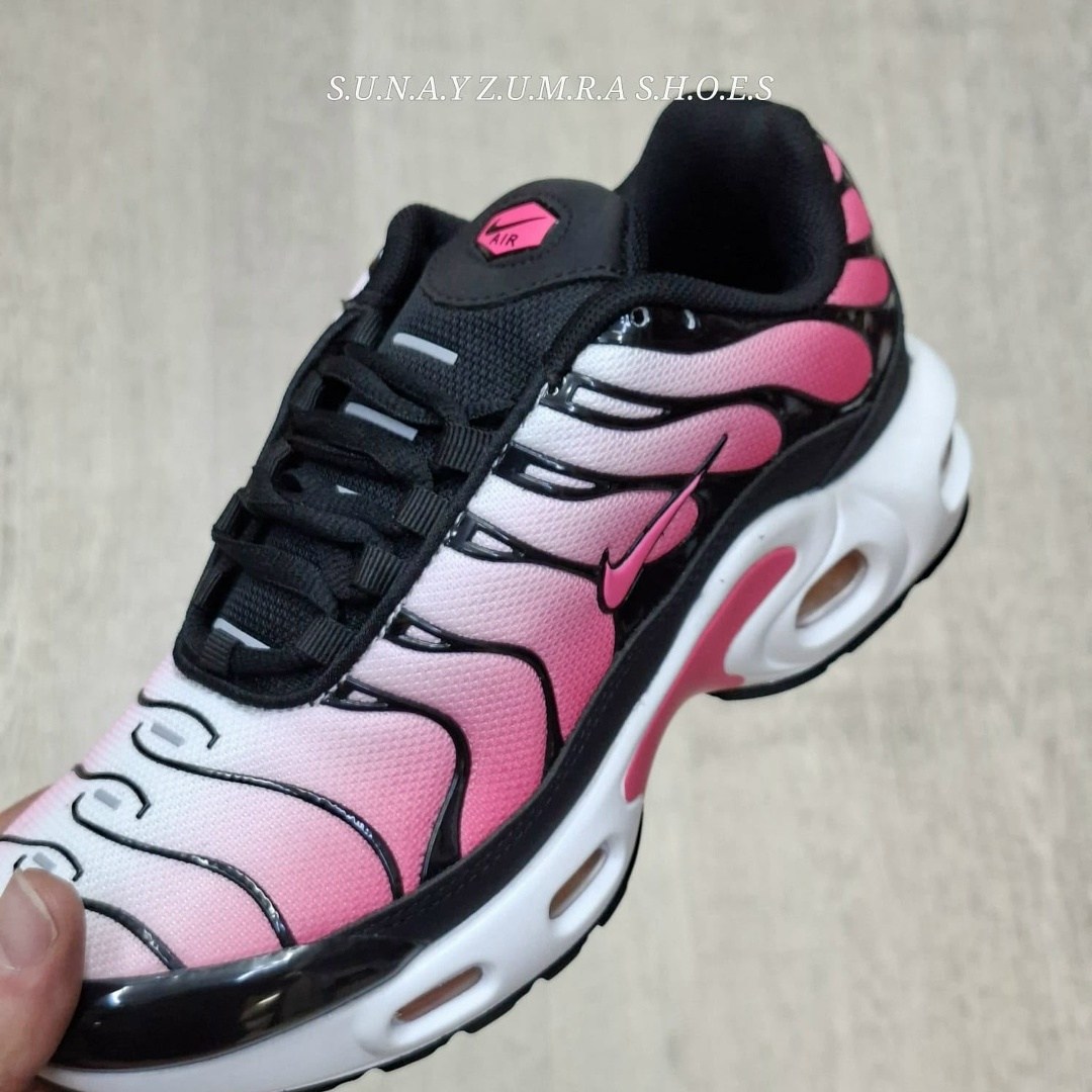 кроссовки nike air max tn plus,nike air max plus tn,nike air max plus,air max tn plus,кроссовки nike air max tn plus ultra белые с серым