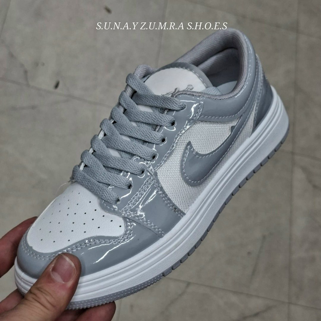 кроссовки,кроссовки мужские,женские кроссовки,женские кроссовки nike,кроссовок
