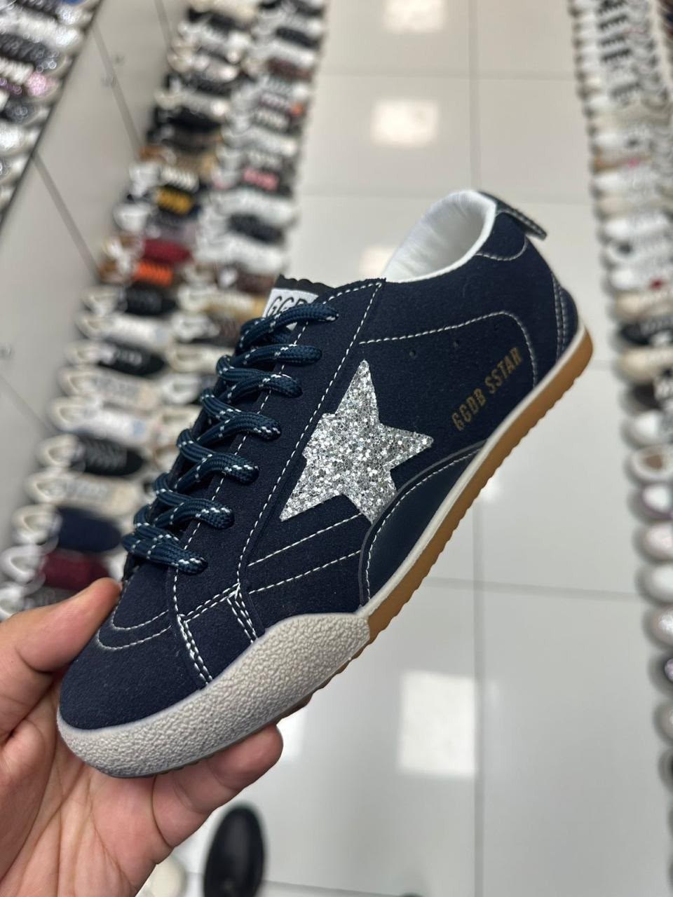 ,кеды голден гус красные,кроссовки golden goose,кроссовки со звездами,повседневные кеды
