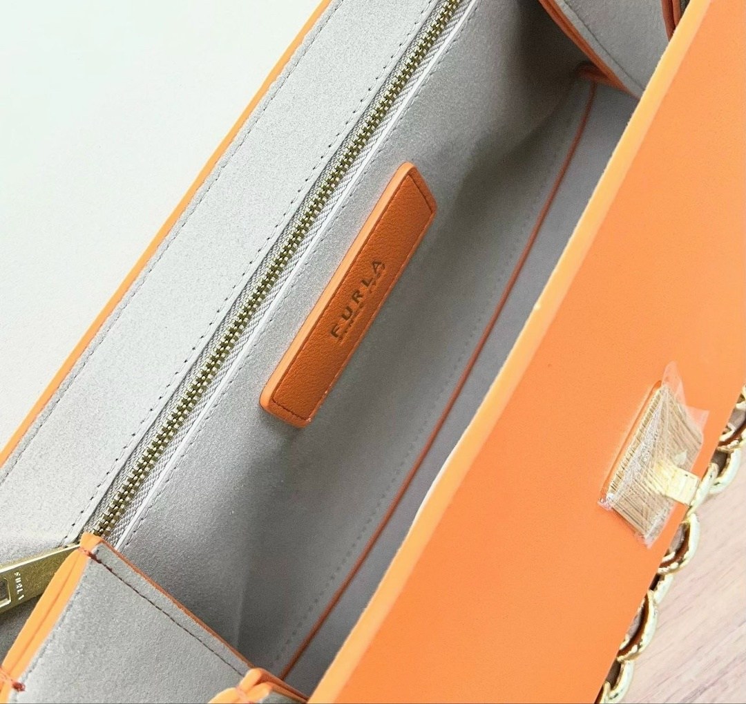 сумка фурла,сумка furla,сумка фурла белла,женская сумка furla,сумка