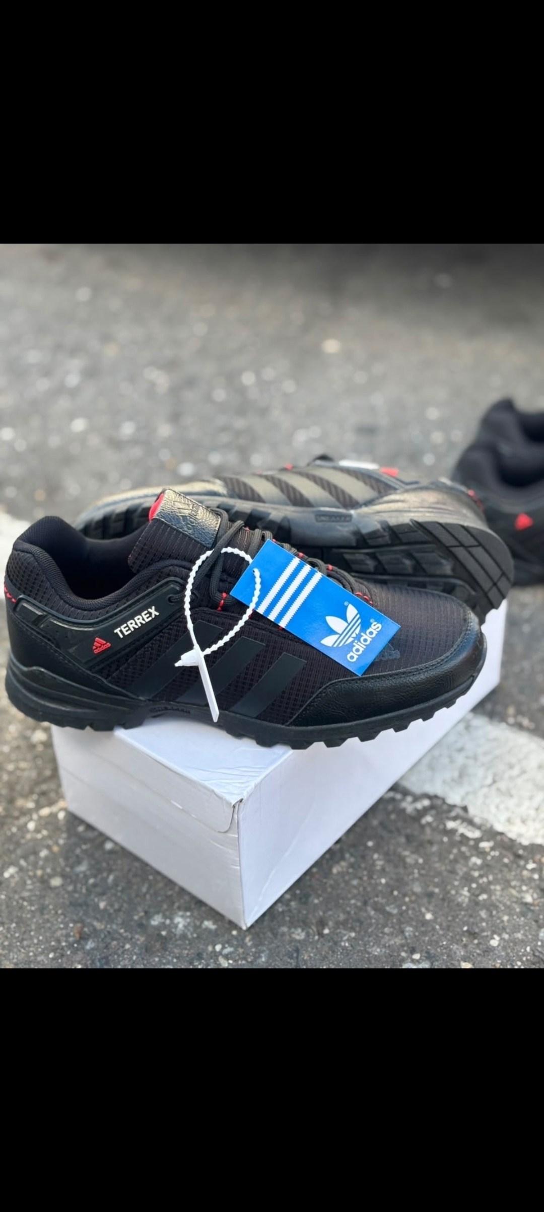 кроссовки adidas climaproof зимние черные,кроссовки adidas climaproof,кроссовки adidas мужские,кроссовки adidas,кроссовки adidas зимние