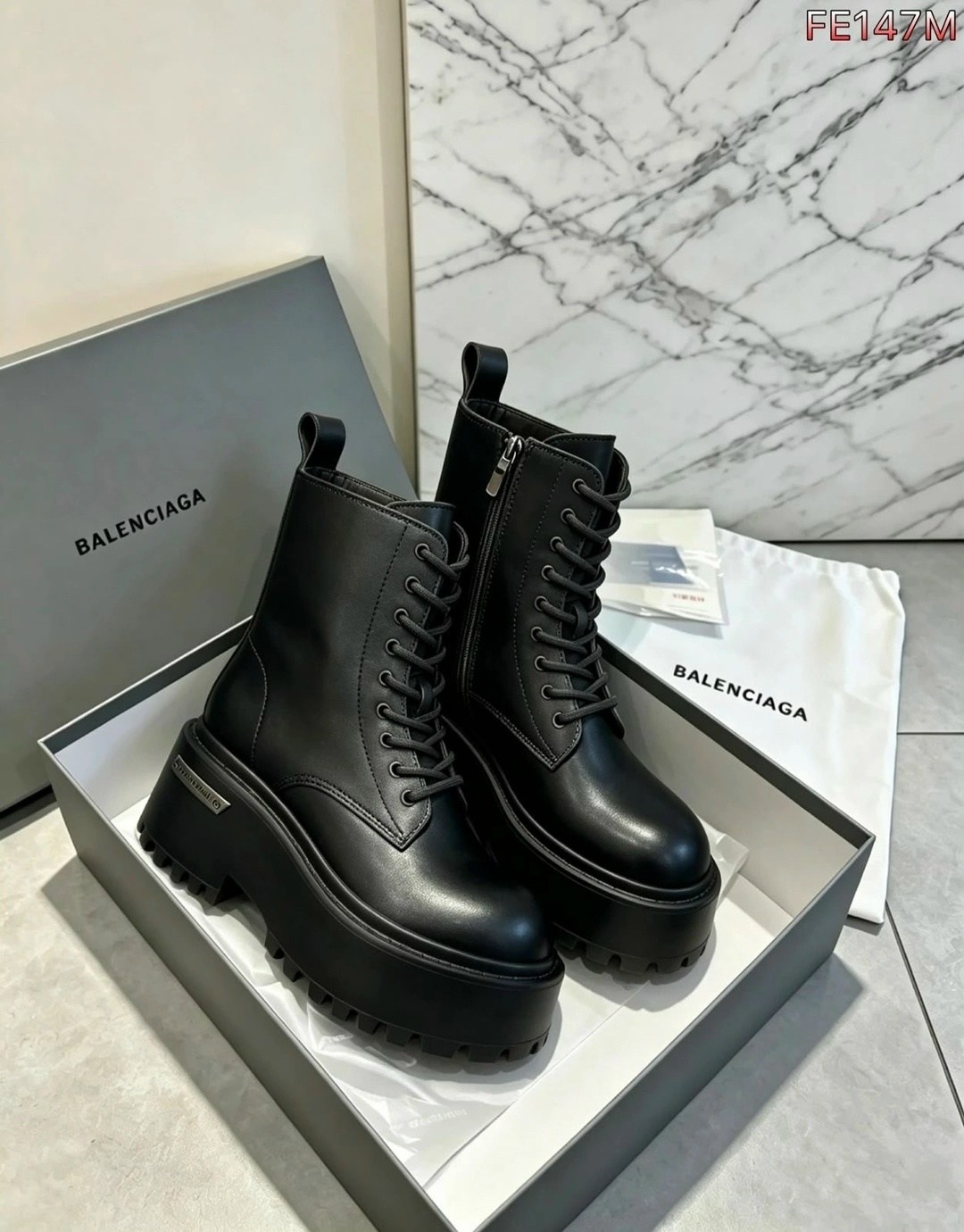balenciaga женские кожаные ботинки balenciaga чёрного цвета,ботинки balenciaga,ботинки balenciaga на шнуровке черные,balenciaga женские кожаные ботинки чёрного цвета,ботинки balenciaga женские
