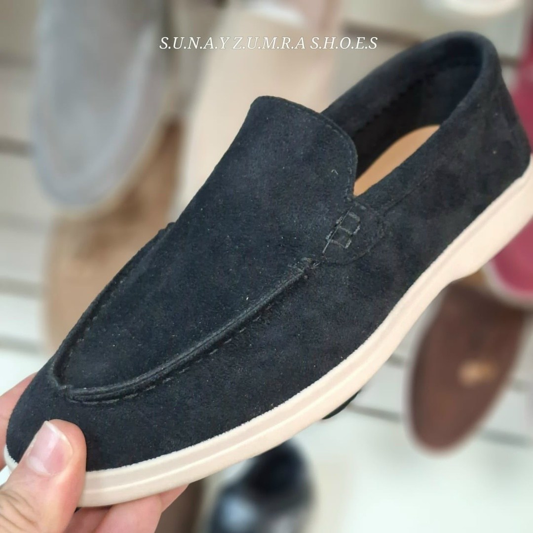 loro piana мужские лоферы,мужские замшевые лоферы,,замшевые лоферы,лоферы мужские замшевые с белой подошвой