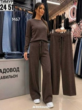 Костюм