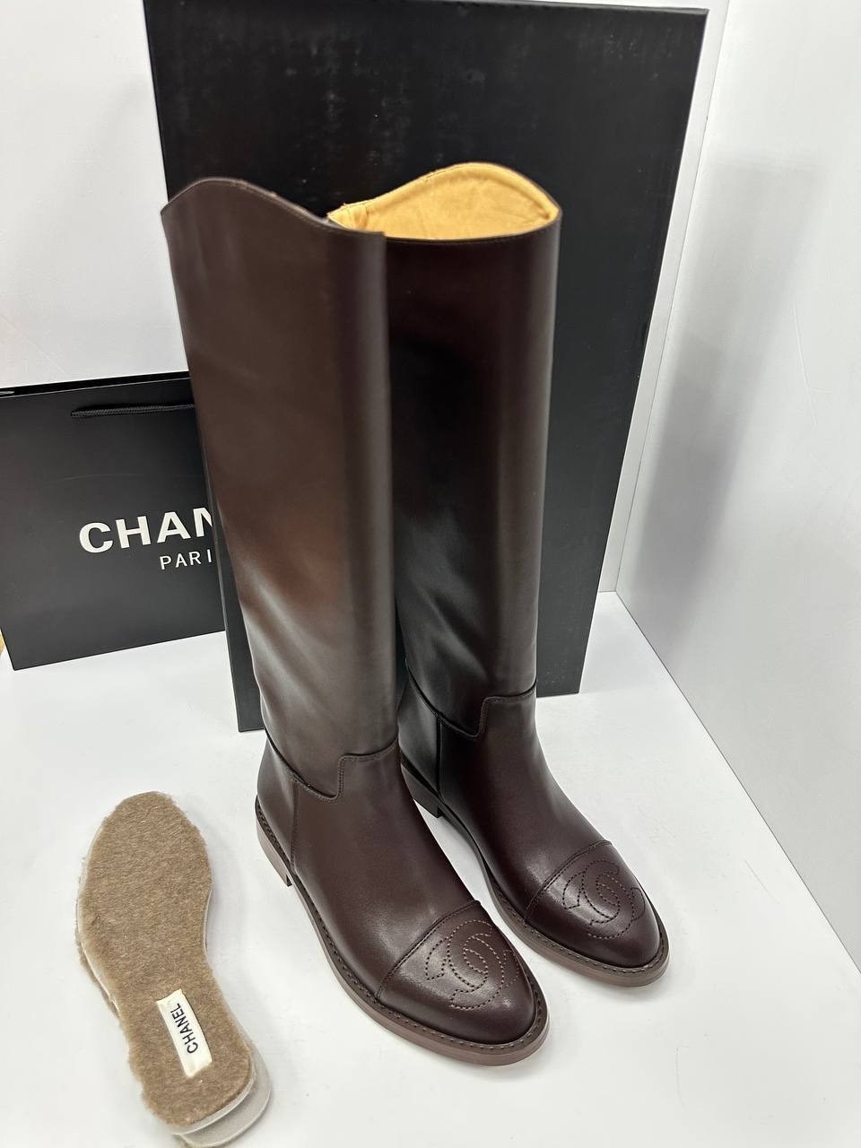 сапоги chanel,сапоги шанель,сапоги шанель цум,сапоги шанель черные,
