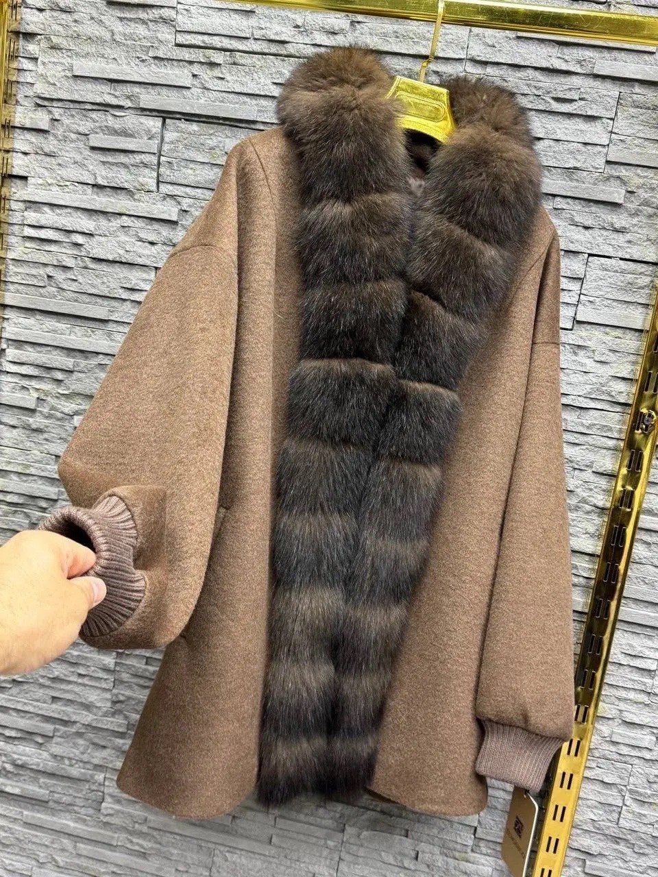 пальто с мехом,меховое пальто,женские пальто,мех песец,мир пальто