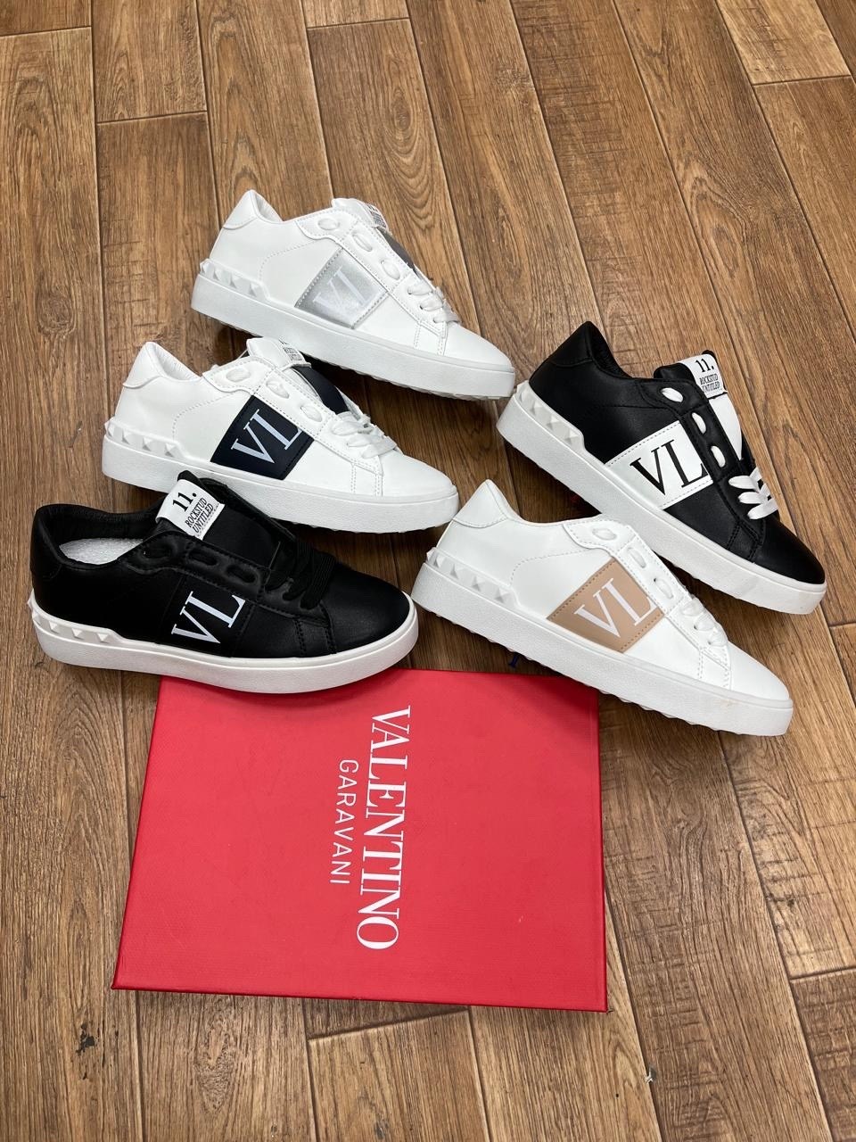 кеды valentino,кроссовки женские valentino,,valentino кроссовки,кеды valentino женские