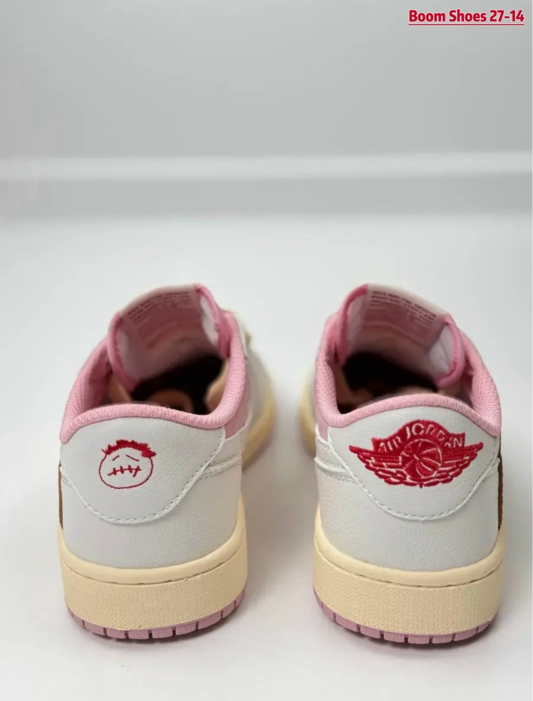 кроссовки розовые найк,кроссовки розовые,travis scott x air jordan 1 low sail shy pink,кроссовки nike air jordan 1 low travis scott pink,кроссовки женские nike